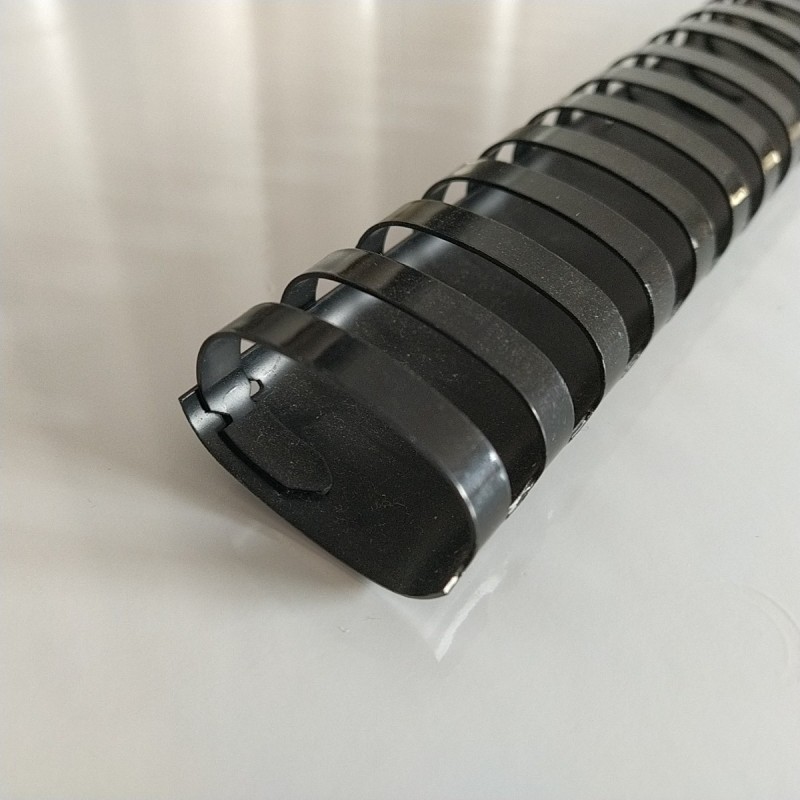 Argola Preta 40mm / lombada plástica 21 anéis redondos