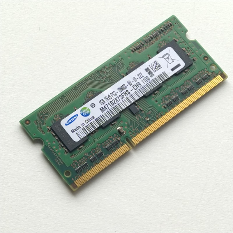 Memória 1GB SODIMM DDR3 Samsung para portátil