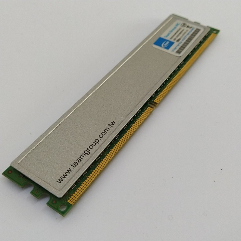 Memória 2GB DDR2 800MHz