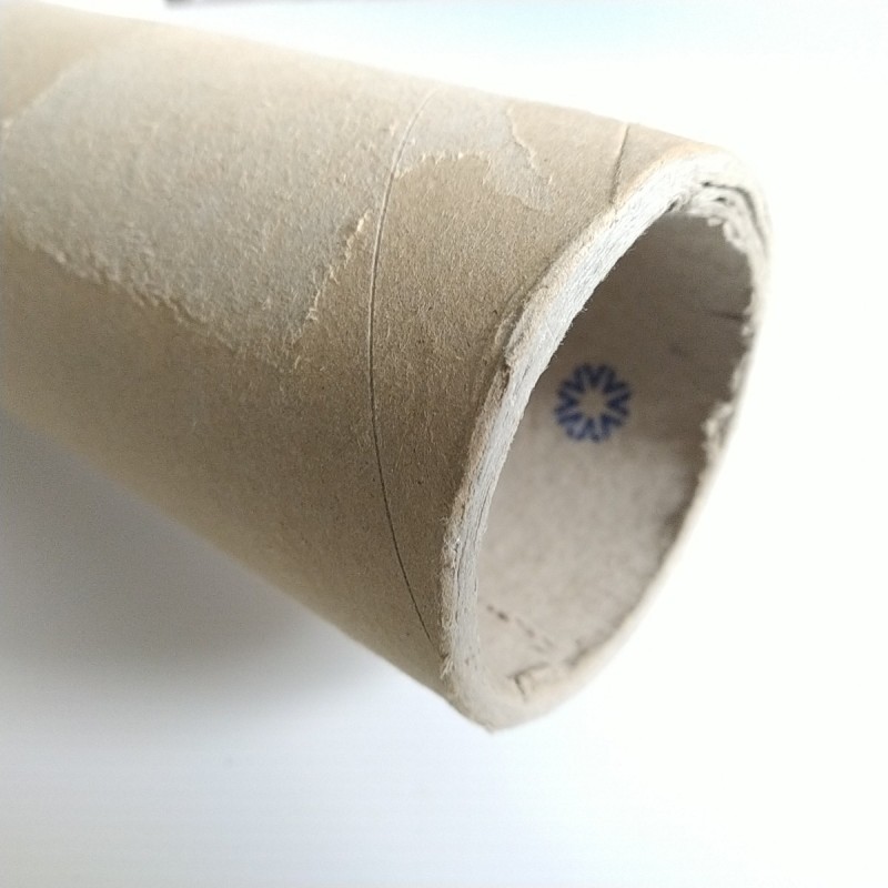 Tubo de Cartão Canelado 142,2 X 8,3 X 0,6 cm